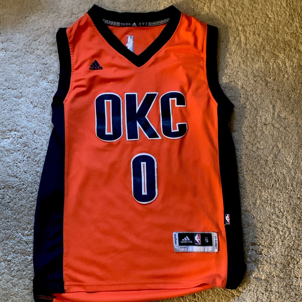 Russell Westbrook #0 Thunder jersey (Adult S)